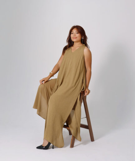Camel sleeveless tied-neck dress